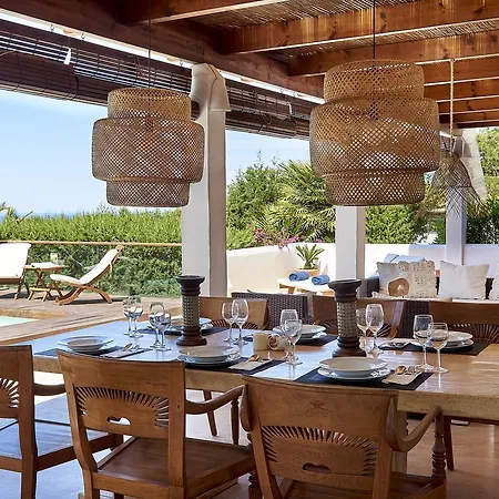 Villa Mares *
