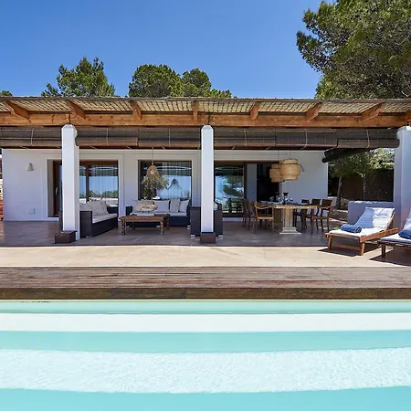 Villa Mares *